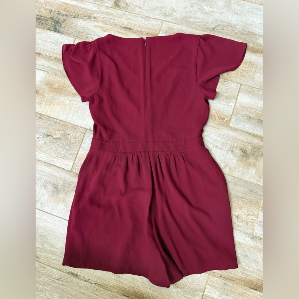 Express Deep Red Romper midsection cut out - Picture 4 of 6